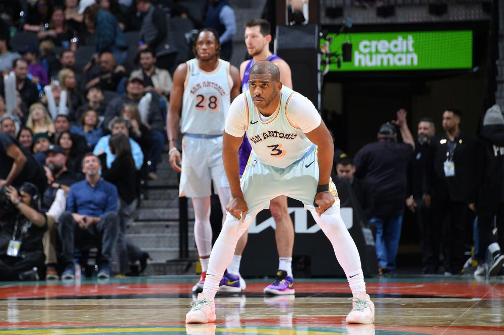 年训练的成 年训练的成